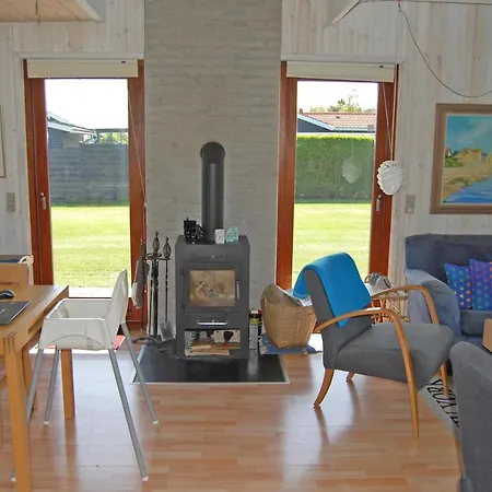 Holiday Close To The Beach 098504 Nyaraló Sæby